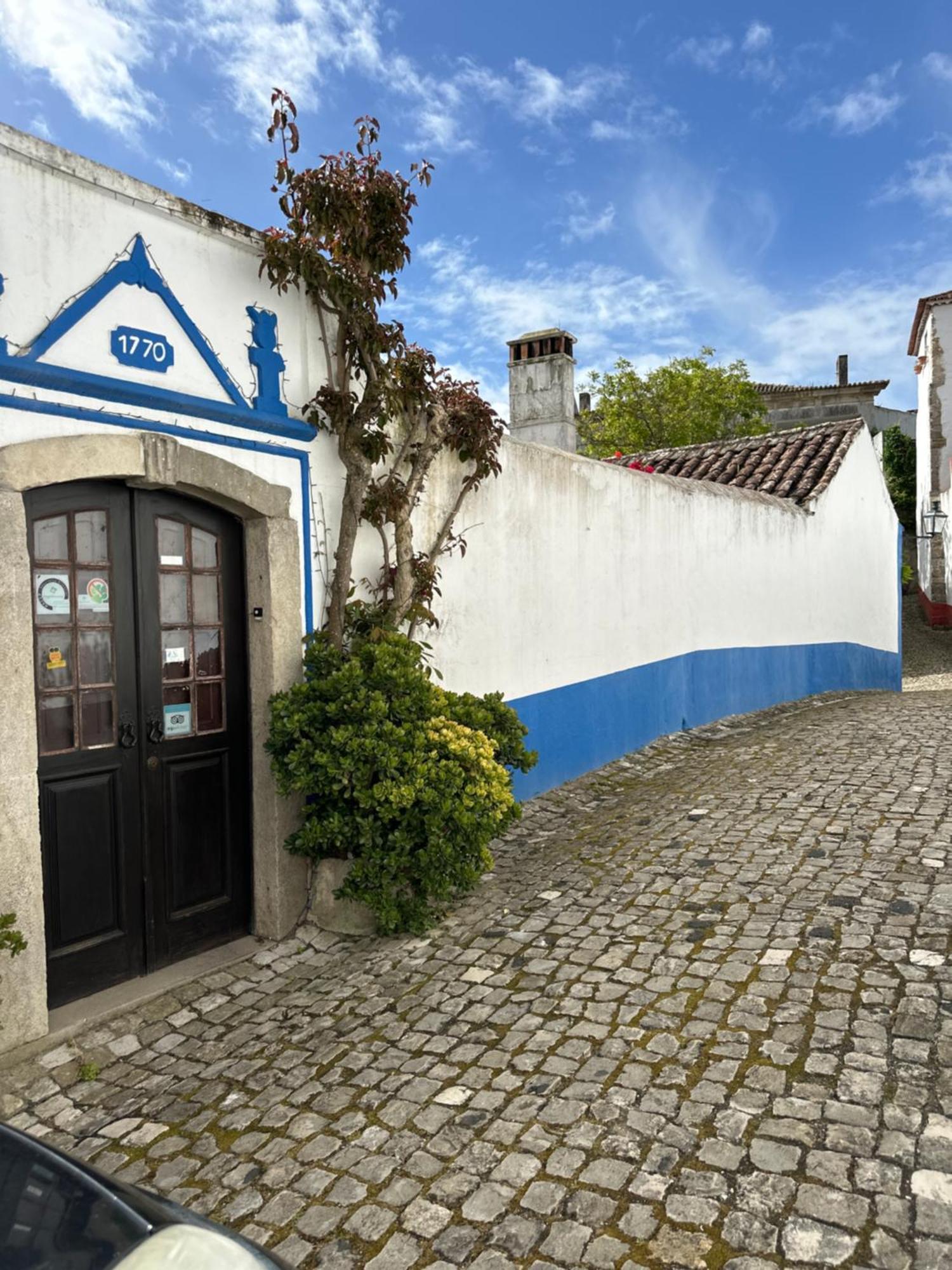 مبيت وإفطار Óbidos Casa Do Poco المظهر الخارجي الصورة